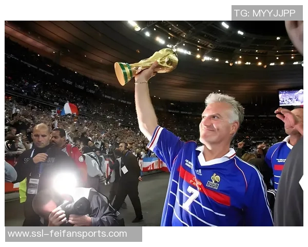 德尚:只有球员能抵制过多的比赛,但与雇主对抗并不简单 德尚:只有球员能抵制过多的比赛,但与雇主对抗并不简单