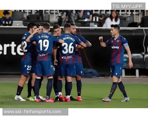 巴萨3-1皇家奥维耶多,莱万破门,拉什福德献助攻 巴萨3-1皇家奥维耶多,莱万破门,拉什福德献助攻