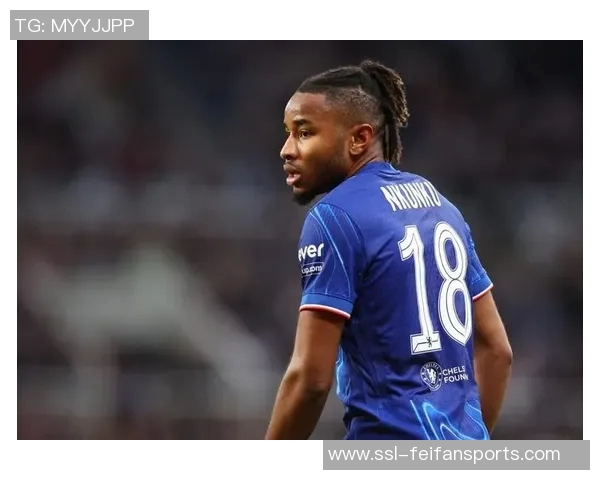 记者：恩昆库在冬窗的未来值得关注；米兰会和经纪人谈莱万