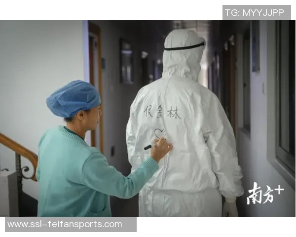 队友们到医院探望,加维晒术后照:我会一次又一次地回归 队友们到医院探望,加维晒术后照:我会一次又一次地回归